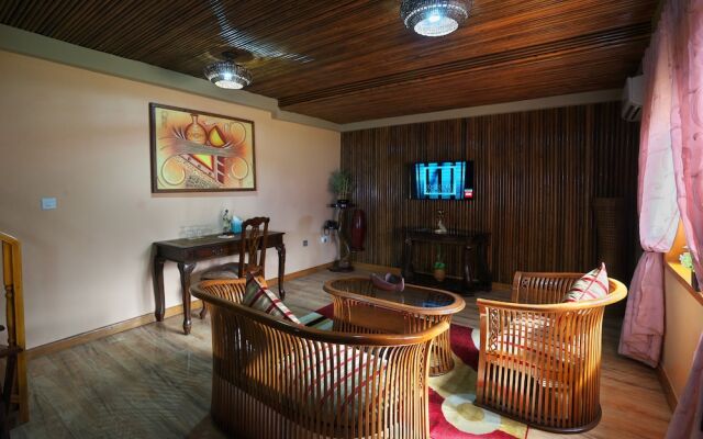 Maaha Beach Resort