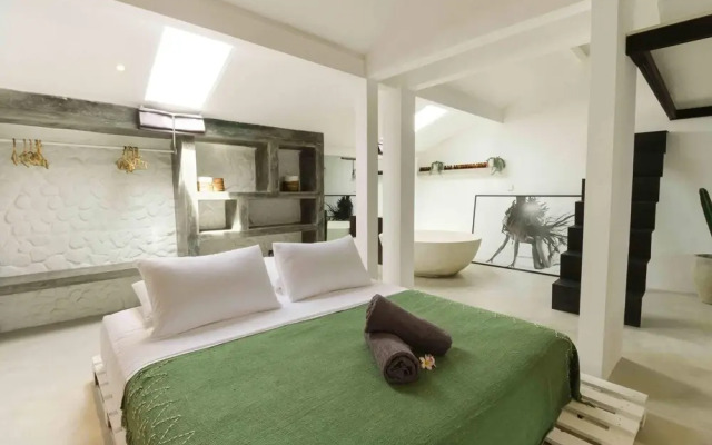 2 BR Modern Art Loft Canggu
