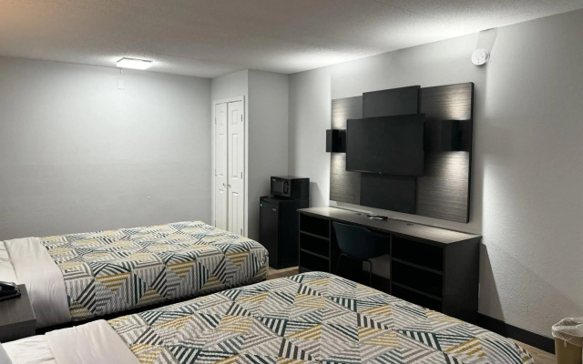 Motel 6 Huntsville, AL – University Dr.