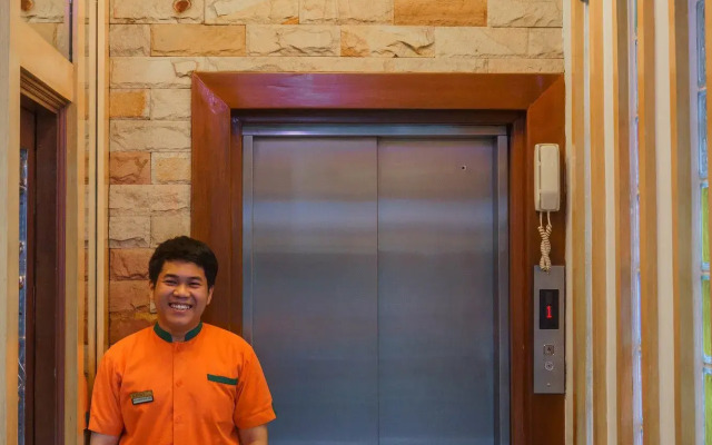 Siri Hotel