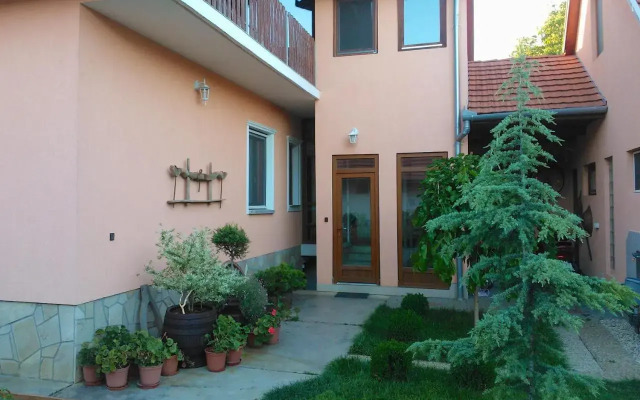 Valentin Vendégház