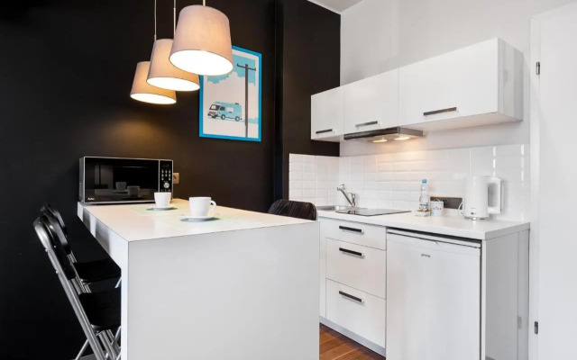Apartamenty Black&White
