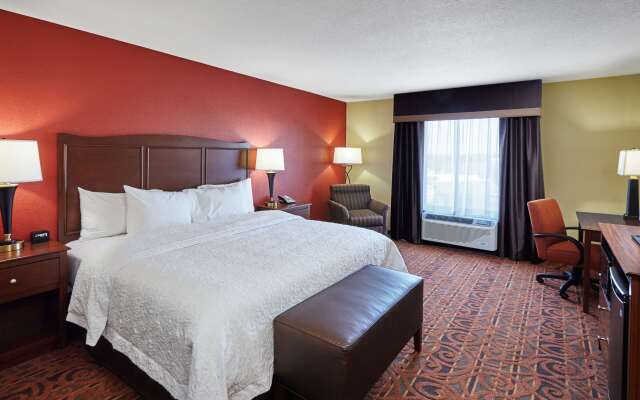 Hampton Inn & Suites Milwaukee/Franklin