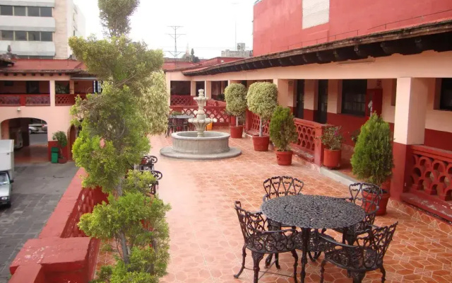 Hotel Virreyes