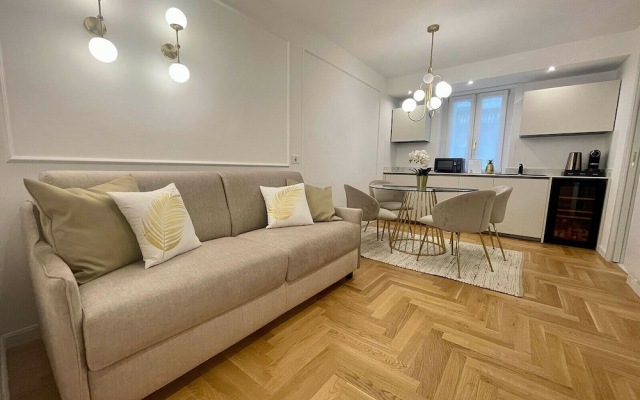 Bellagio Luxury Suites Apartments