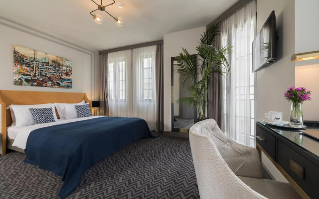 Nabu Hotel