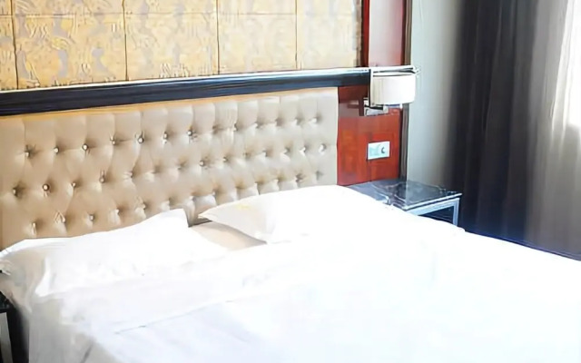 Huaya Hotel