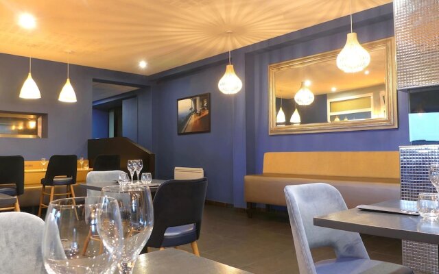 Logis Hôtel Saint-Guirec et de la Plage