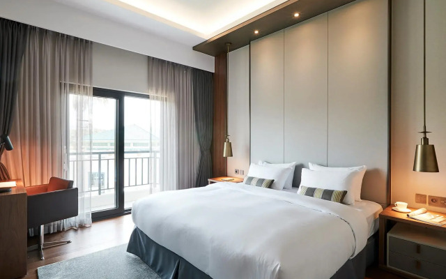 The Suites Hotel Jeju