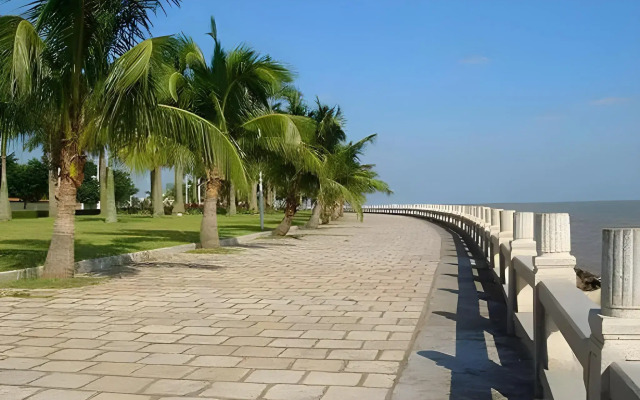 Vienna international hotel (zhuhai lovers middle road haibin store)