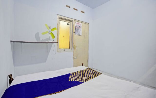 OYO Life 92921 Omaya Kost Syariah