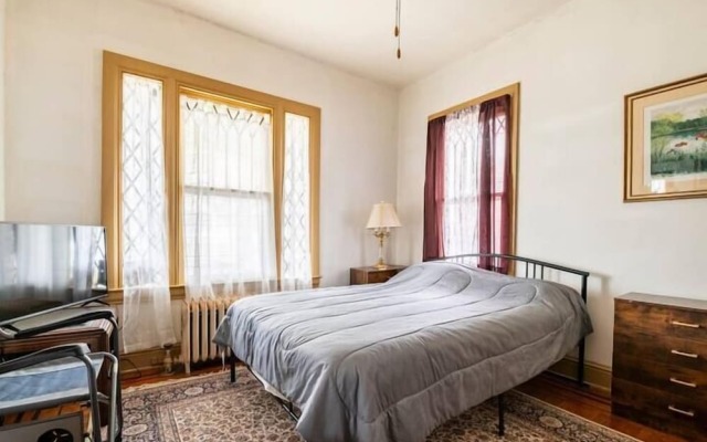 Cozy Cape Cod Bungalow