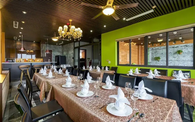BBQ Villa & Hostel Ha Long
