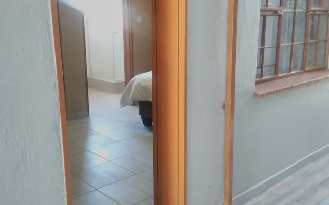 Kopong Guest House