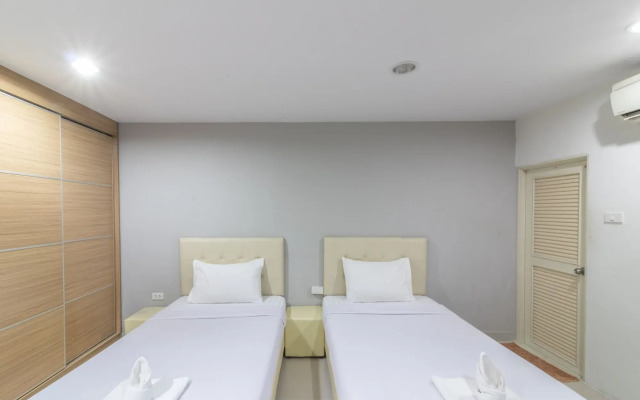 Siam Privi Hotel