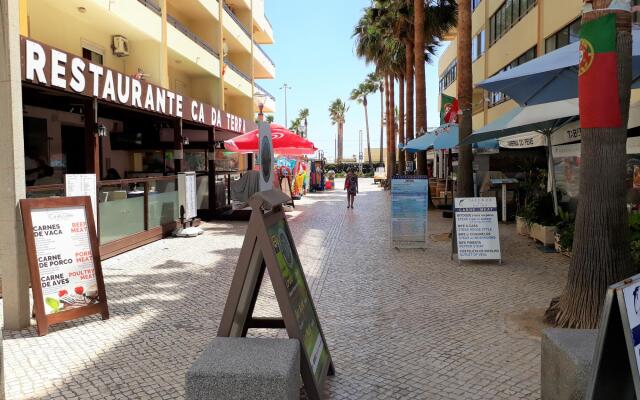 T1 Praiamar 3F PRIVILÉGIO FR.MAR A/C ESTACIONAMENT