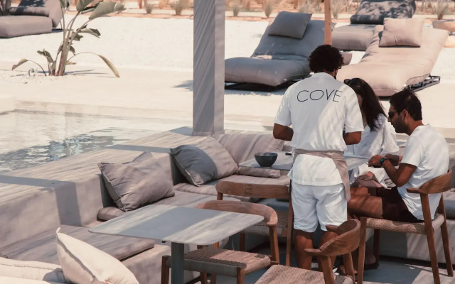Cove Paros