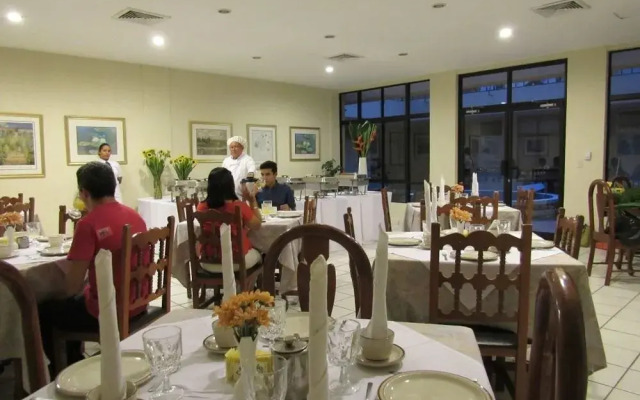 Hotel Ambassador