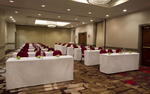 DoubleTree by Hilton Hotel Largo/Washington DC