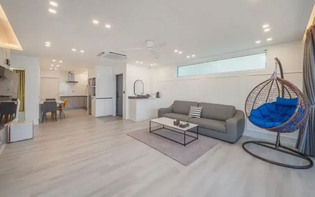 Pohang Etoile Poolvilla