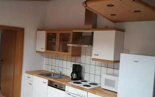 Tla Apartment with Garden