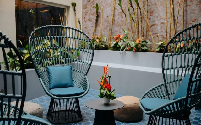 Sable Bleu Boutique Hotel