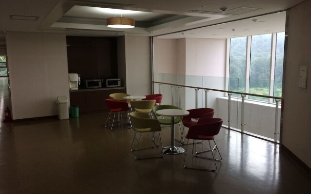 Athlete's Temporary Lodge