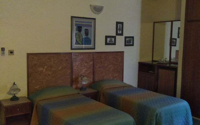 Manuela Residence