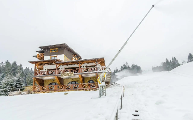 Chalet CrepDeChine Hotel