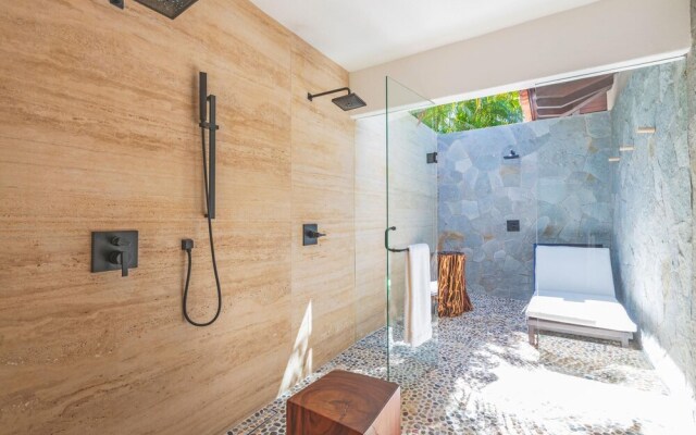 Sunny Vacation Villa 46