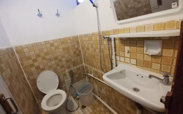 Prasuri Guest House