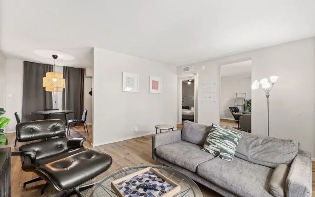 Fashion Square Apt3