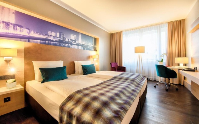 Comfort Double room (full double bed) (bed type is subject to availability)