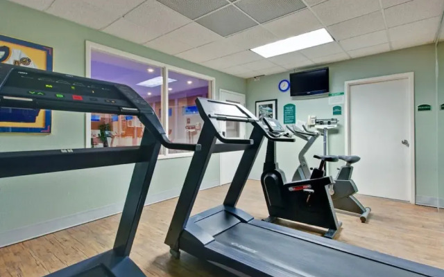 Holiday Inn Express Dryden