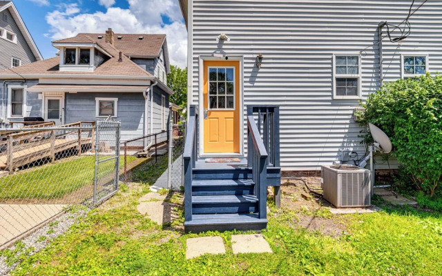 Pet-friendly Indianapolis Home Near Mile Square!