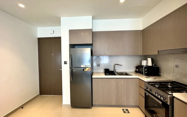 LuxBnB Dubai Opera Act-1 Boulevard Views
