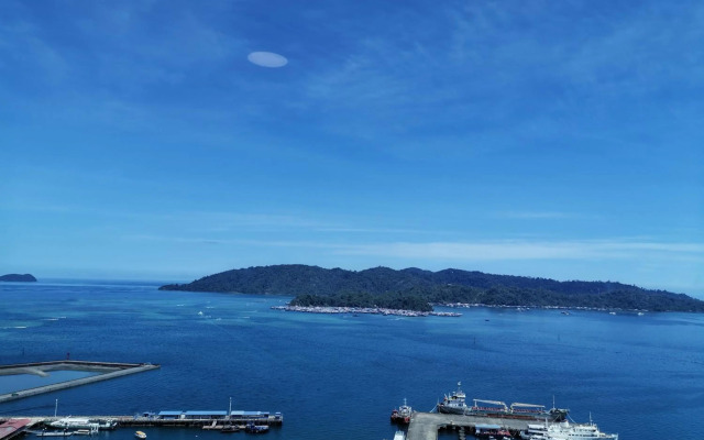 Jesselton Quay Suites