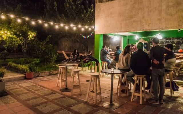 Vato Loko Hostel Pub