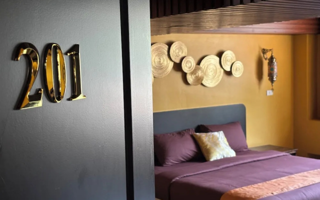 Phoenix Room