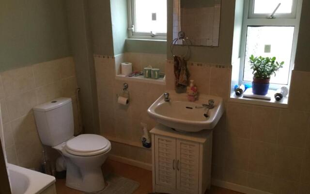 Apartment with basic equipments and shared garden