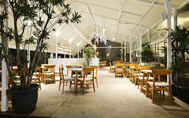 ZEN Rooms Halimun Palasari