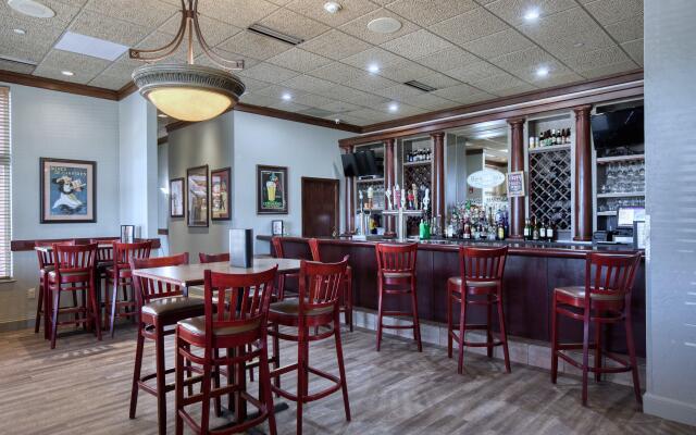 Holiday Inn Hotel & Suites Madison West - Middleton by IHG