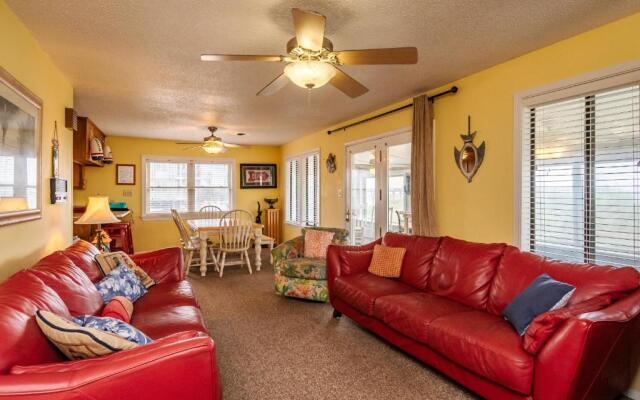 Beach Barn by Oak Island Accommodations