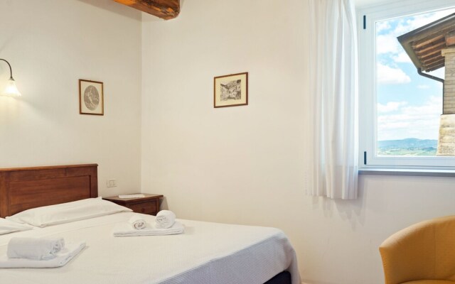 Scenic Holiday Home in Torgiano With Swimming Pool