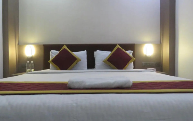 OYO 7077 Reegate Inn