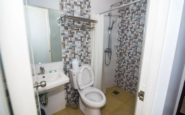 OYO 485 The Rooms By Alinace