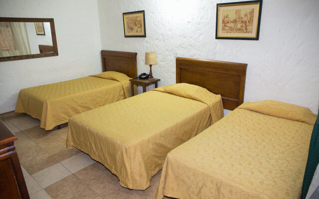 Hotel Porton De La 10 by Ayenda Rooms
