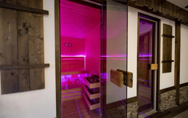 Hotel Carpathia