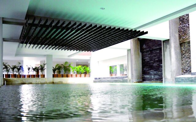 Horison Kota Lama Semarang