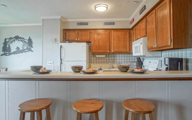 Summit 304b 3 Bedrooms 2 Full Baths